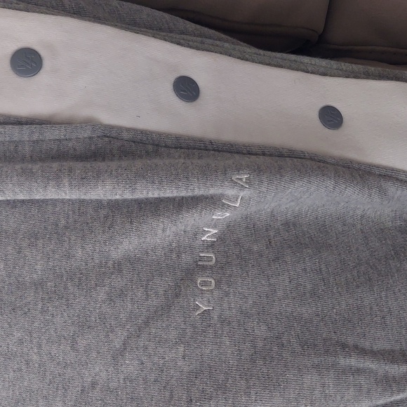 Joggers - Picture 2 of 4